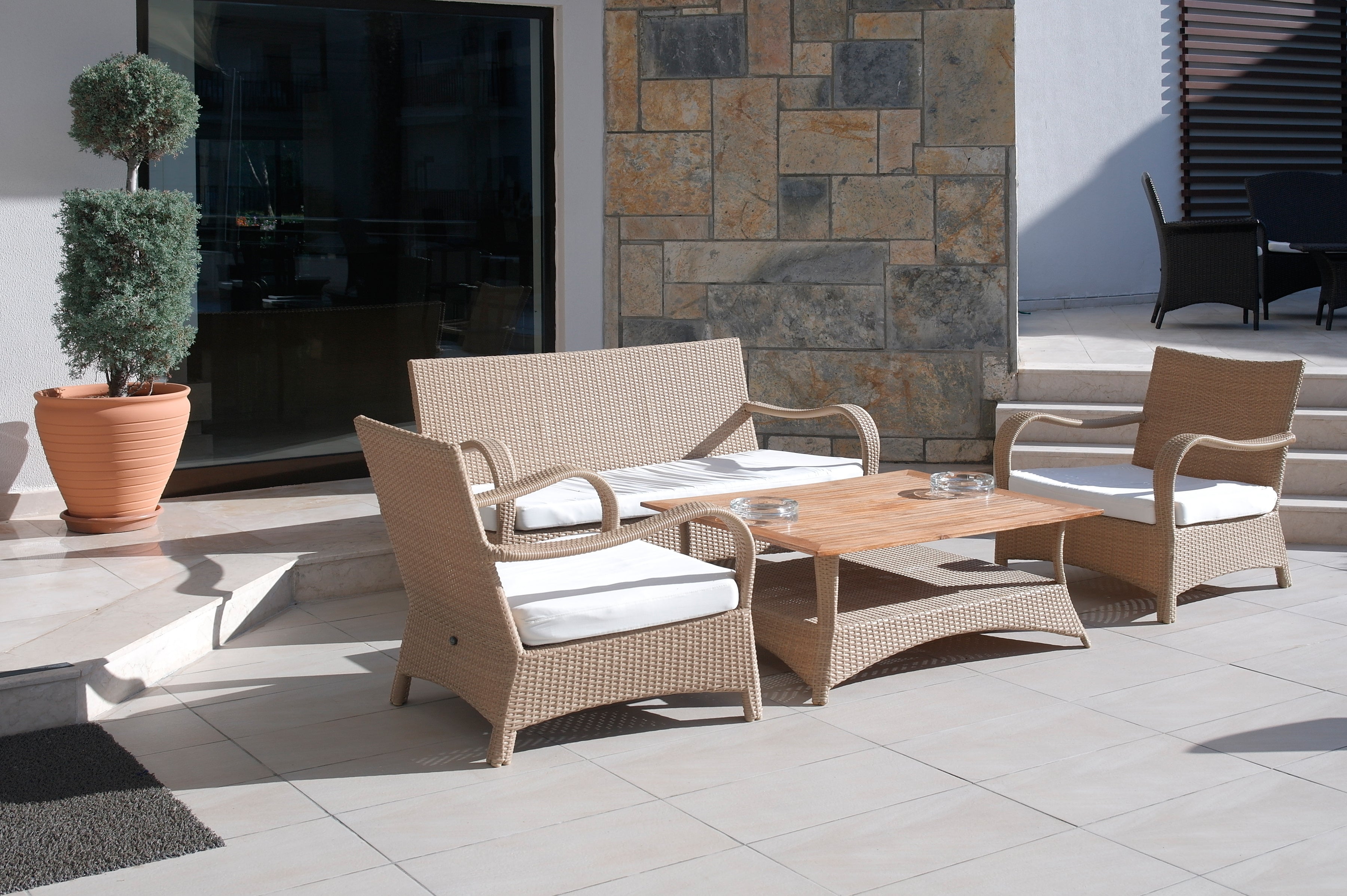 OUTBACK LATEST ARRIVAL – Outback Livings