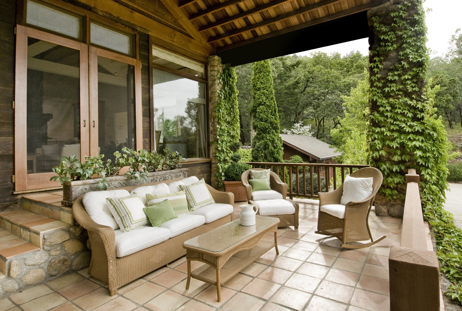 OUTBACK TABLES & PATIO FURNITURE SETS